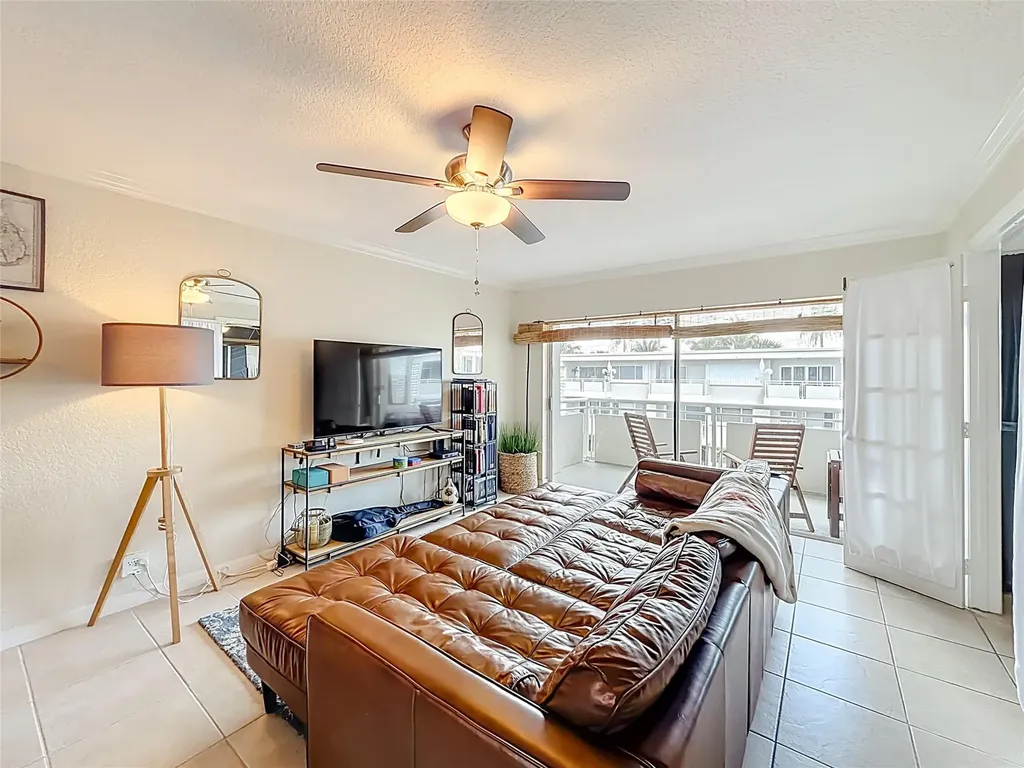 1198 Hillsboro Mile Hillsboro Beach FL 33062