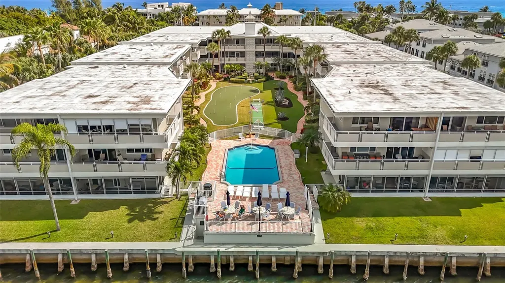 1198 Hillsboro Mile Hillsboro Beach FL 33062