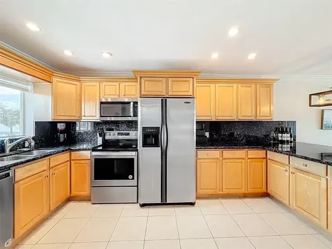 1198 Hillsboro Mile Hillsboro Beach FL 33062