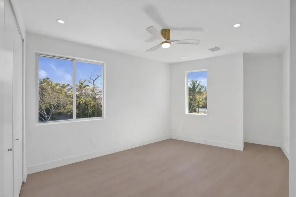 1133 NE 18th Court Fort Lauderdale FL 33305