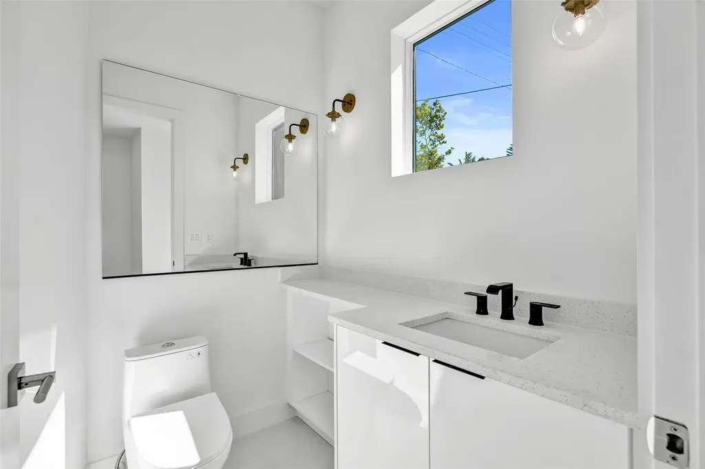 1133 NE 18th Court Fort Lauderdale FL 33305