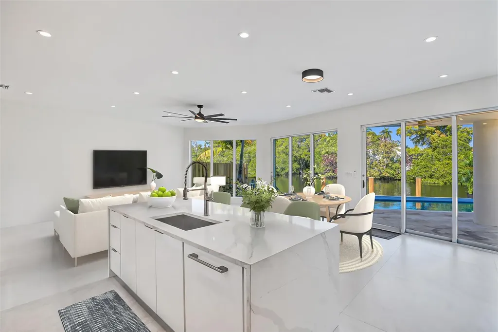 1133 NE 18th Court Fort Lauderdale FL 33305