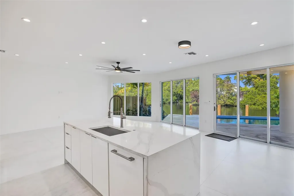 1133 NE 18th Court Fort Lauderdale FL 33305