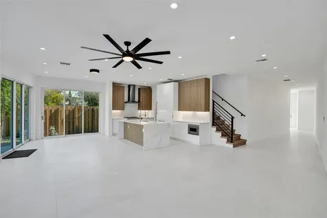 1133 NE 18th Court Fort Lauderdale FL 33305