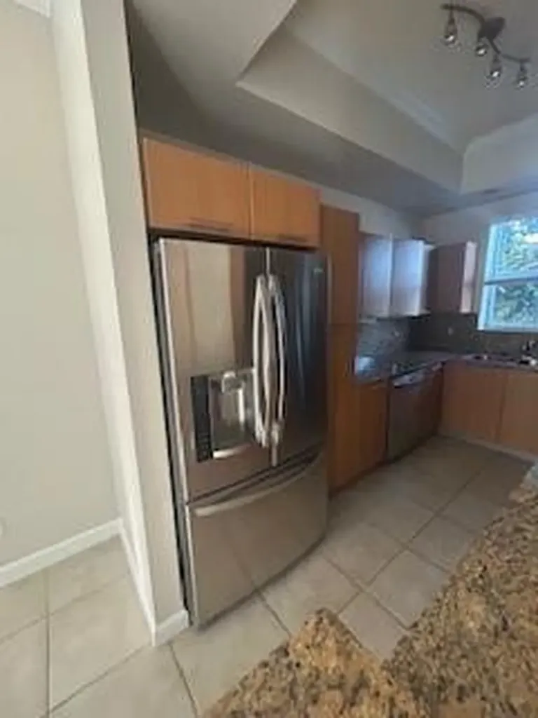 2337 Vintage Drive Lighthouse Point FL 33064
