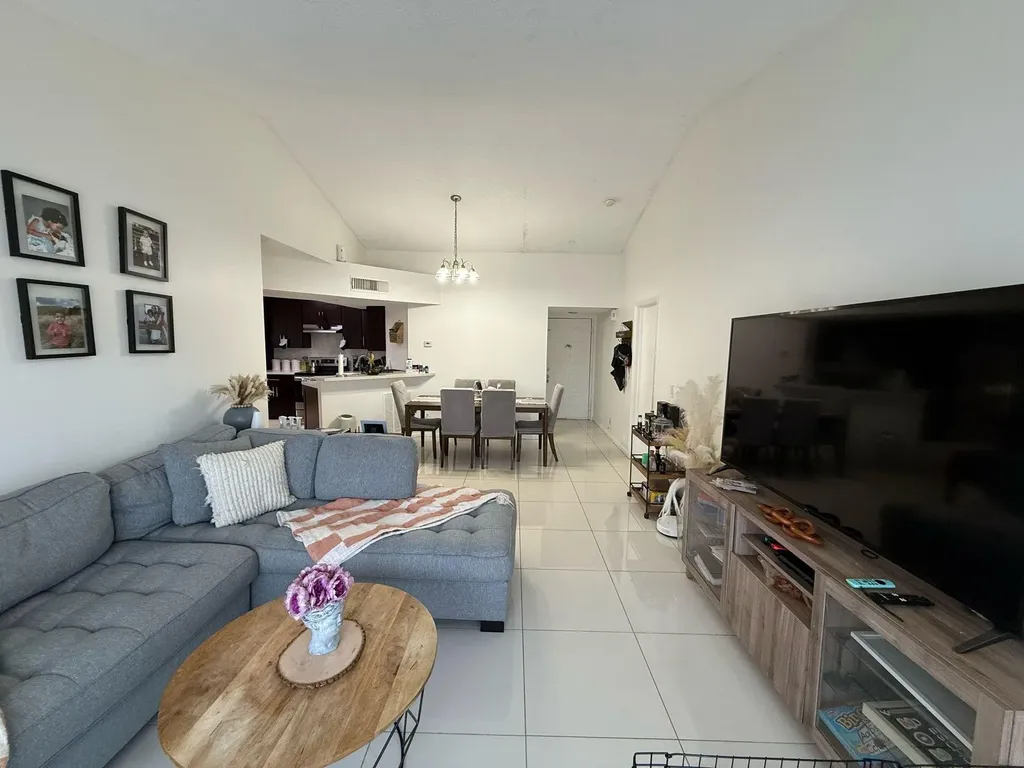 8891 Wiles Road Coral Springs FL 33067