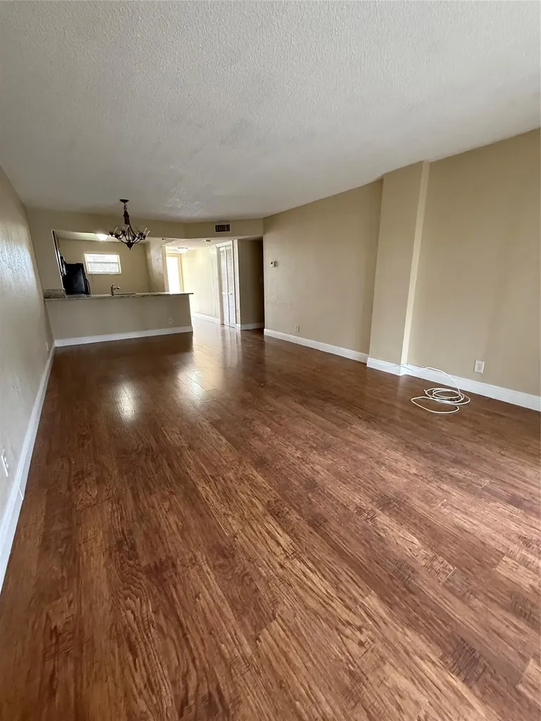1200 NW 87th Avenue Coral Springs FL 33071