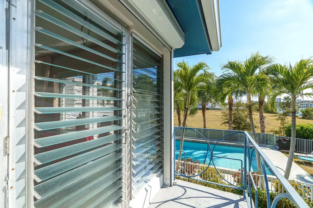 561 Bayshore Drive Fort Lauderdale FL 33304