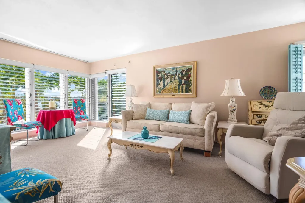 561 Bayshore Drive Fort Lauderdale FL 33304