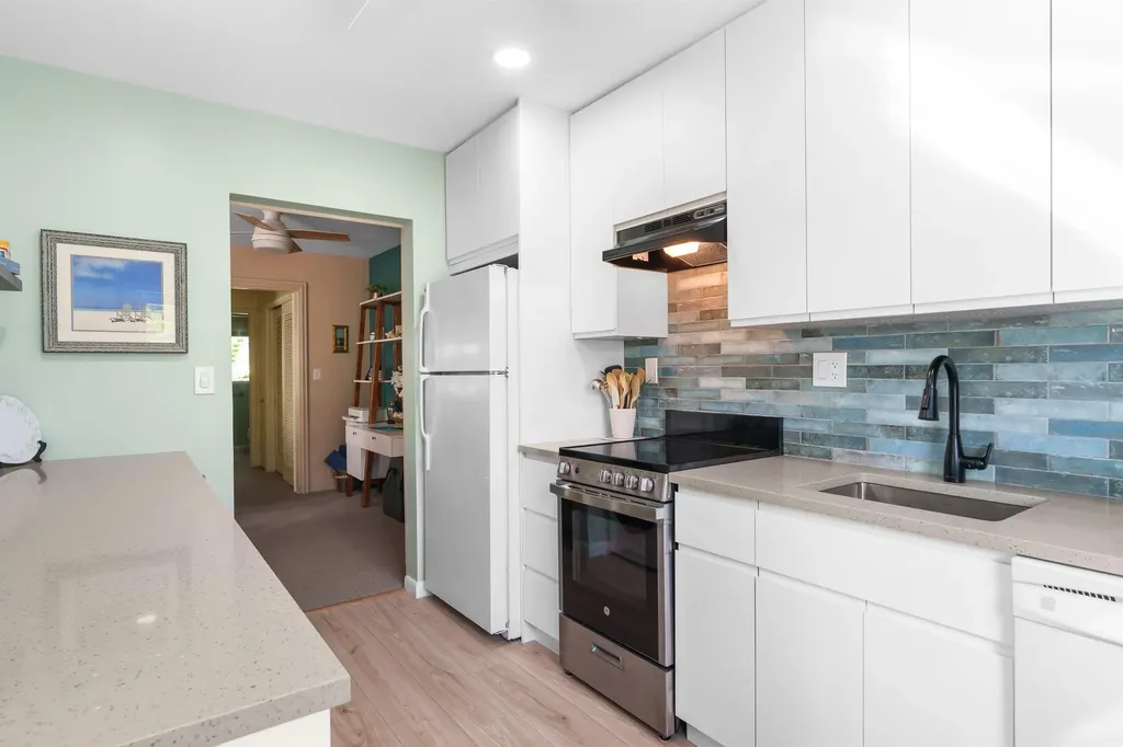 561 Bayshore Drive Fort Lauderdale FL 33304