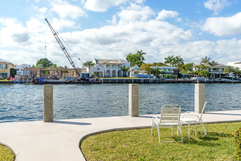 561 Bayshore Drive Fort Lauderdale FL 33304
