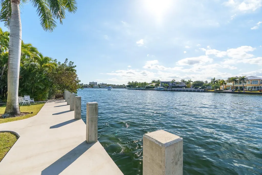 561 Bayshore Drive Fort Lauderdale FL 33304