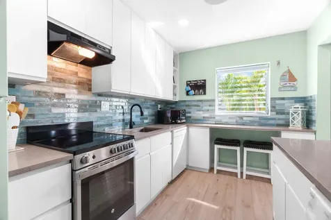 561 Bayshore Drive Fort Lauderdale FL 33304