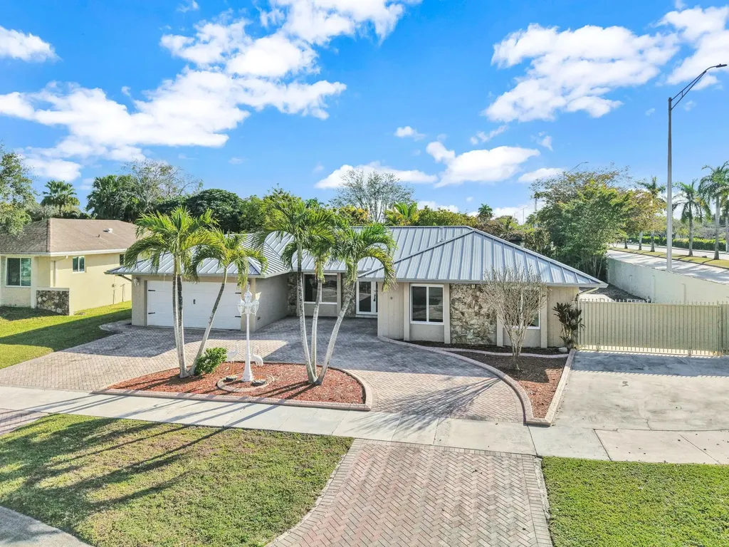 10321 SW 116th Avenue Miami FL 33176