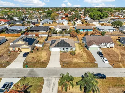 325 SW Ray Avenue Port St Lucie FL 34983