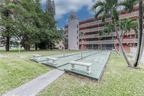 200 NE 12th Avenue Hallandale Beach FL 33009