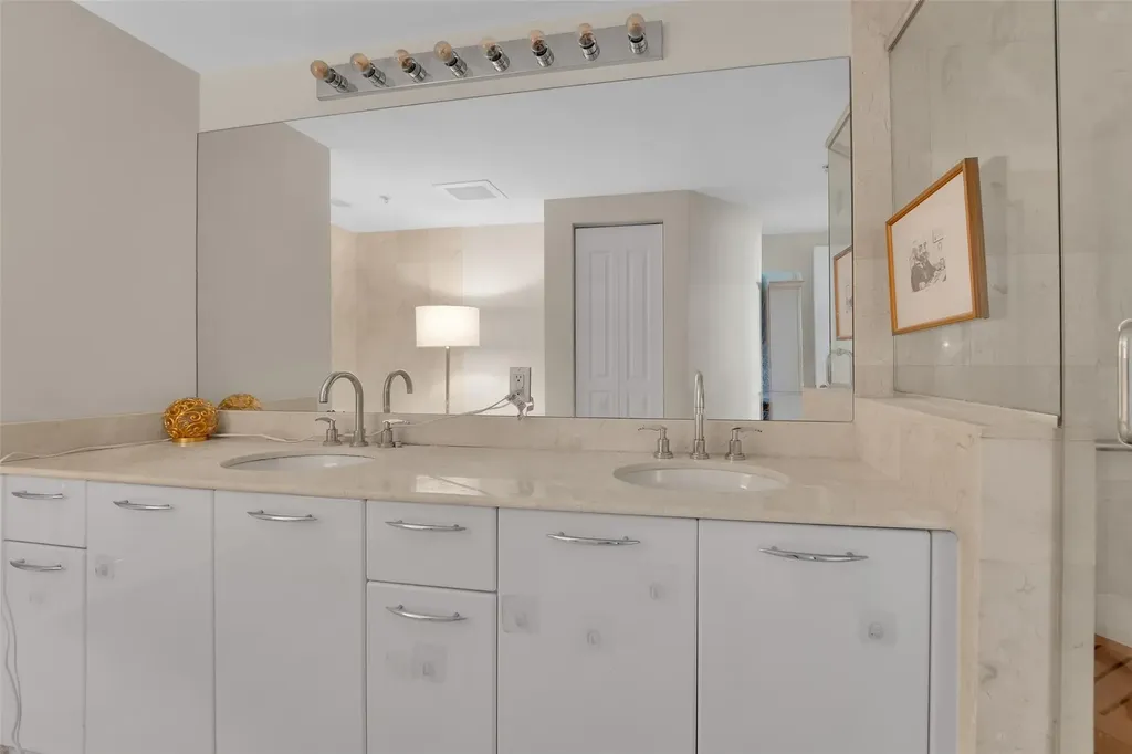 350 SE 2nd Street Fort Lauderdale FL 33301