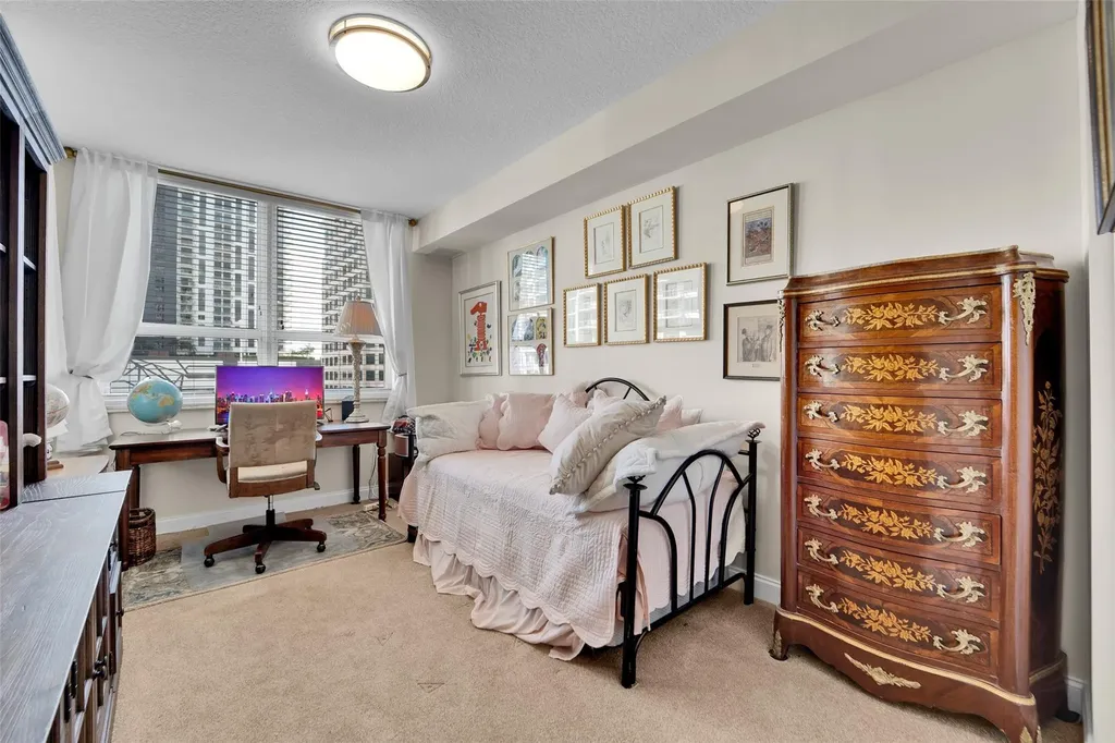 350 SE 2nd Street Fort Lauderdale FL 33301
