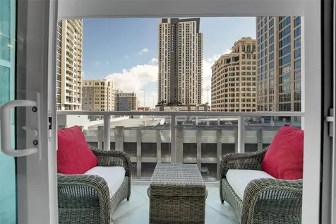 350 SE 2nd Street Fort Lauderdale FL 33301