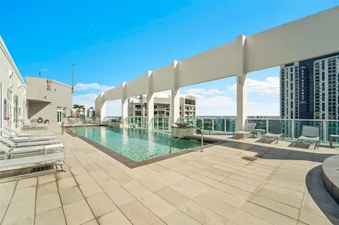 350 SE 2nd Street Fort Lauderdale FL 33301
