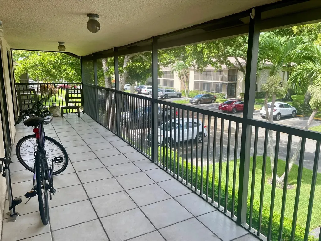 195 Deer Creek Boulevard Deerfield Beach FL 33442