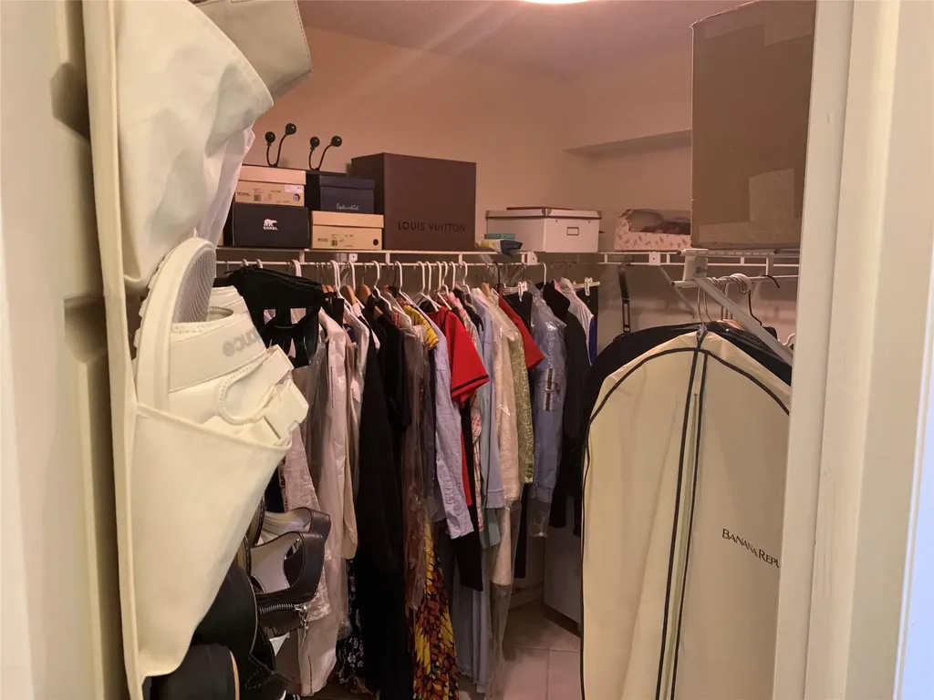 195 Deer Creek Boulevard Deerfield Beach FL 33442