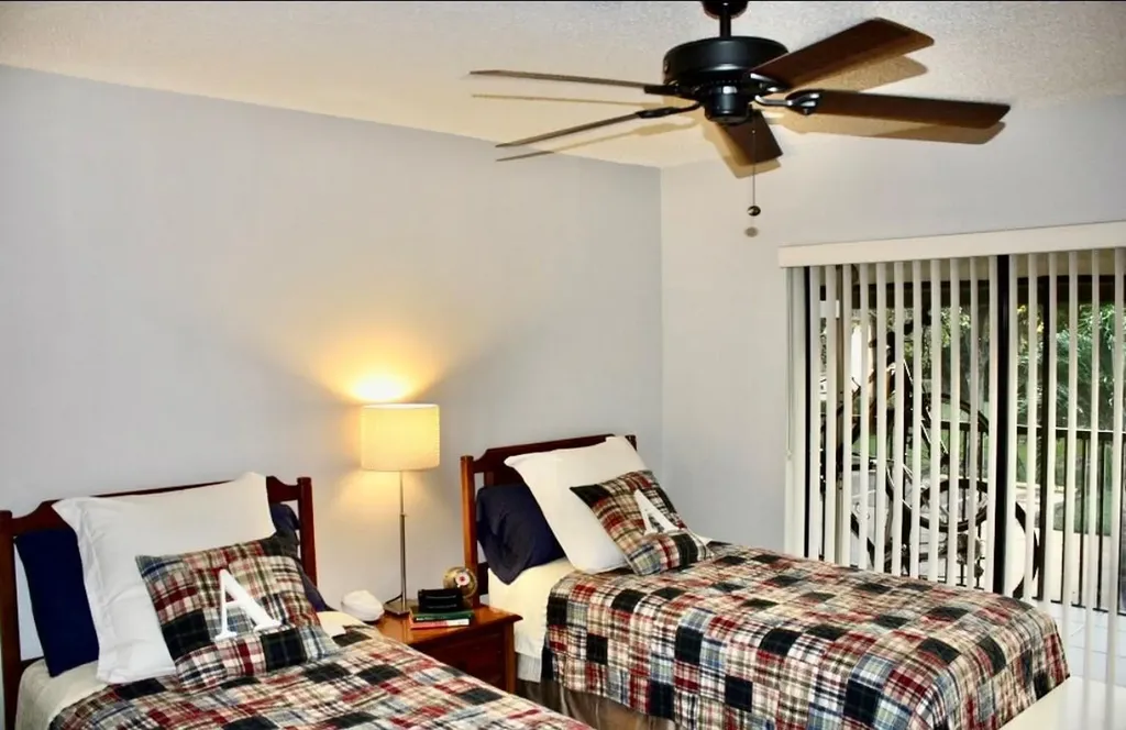195 Deer Creek Boulevard Deerfield Beach FL 33442