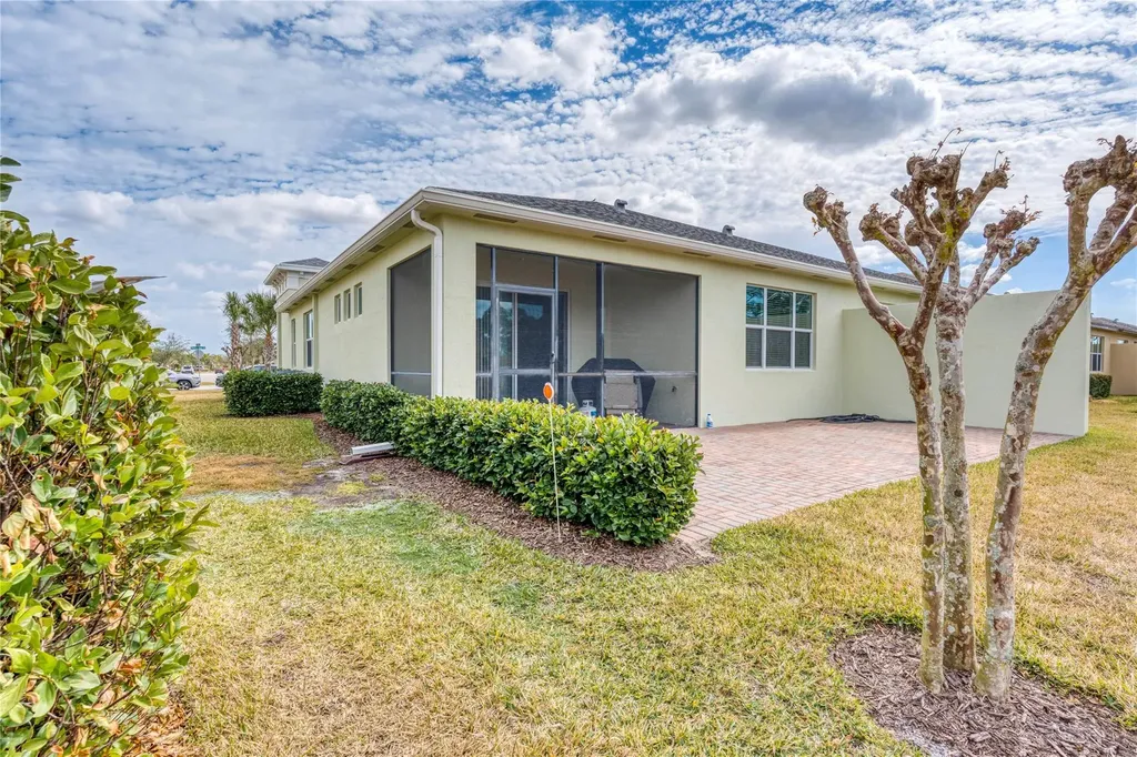 11008 SW Winding Lakes Circle Port St Lucie FL 34987