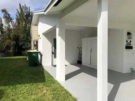 2819 NW 52nd Court Tamarac FL 33309