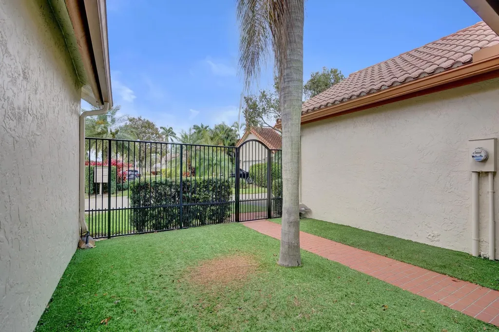 23417 Water Circle Boca Raton FL 33486
