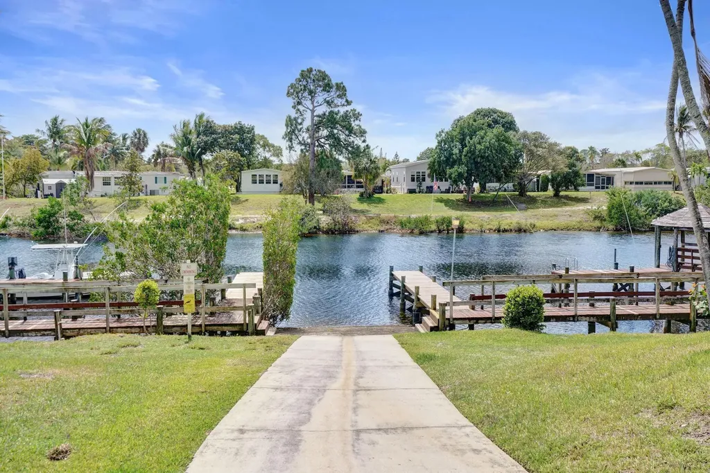 23417 Water Circle Boca Raton FL 33486