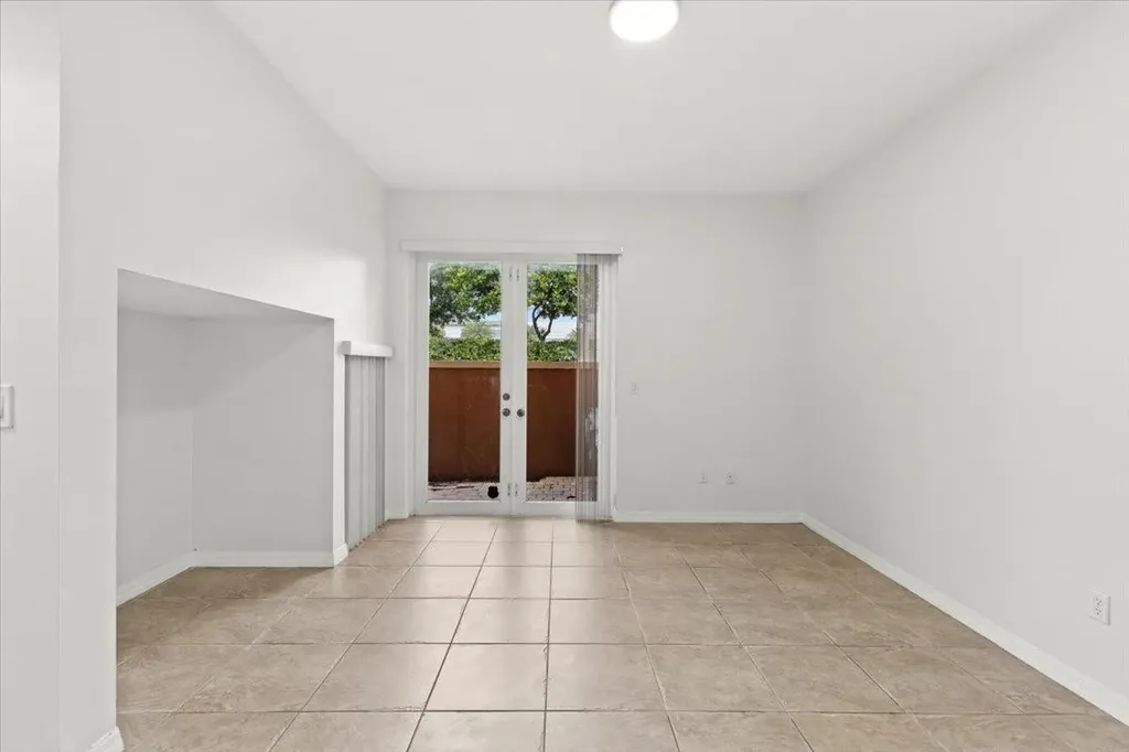 4903 Schooner Drive Fort Lauderdale FL 33312