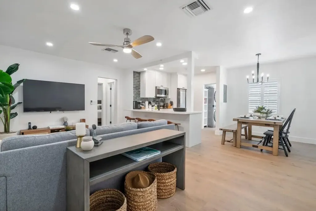 1145 NE 18th Avenue Fort Lauderdale FL 33304