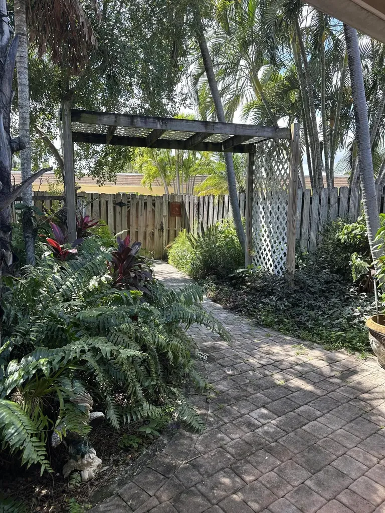 1330 Holly Heights Drive Fort Lauderdale FL 33304
