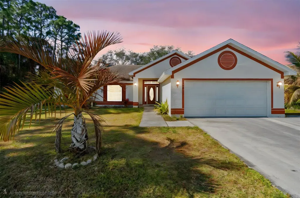2330 SW Neal Road Port St Lucie FL 34953