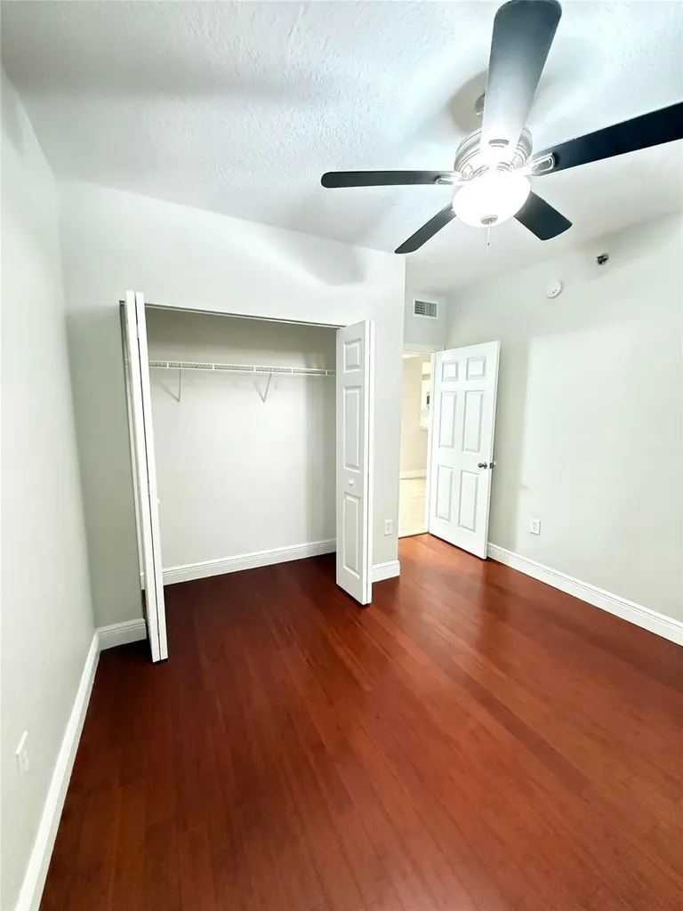 2901 Riverside Drive Coral Springs FL 33065
