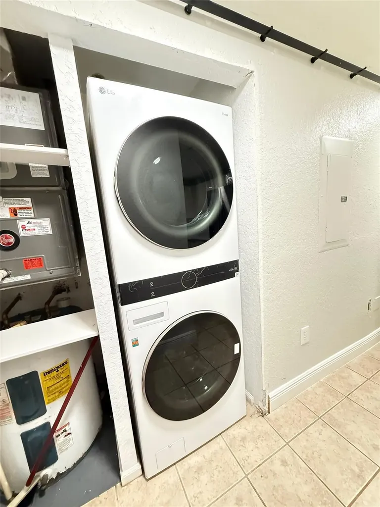 2901 Riverside Drive Coral Springs FL 33065