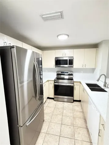 2901 Riverside Drive Coral Springs FL 33065