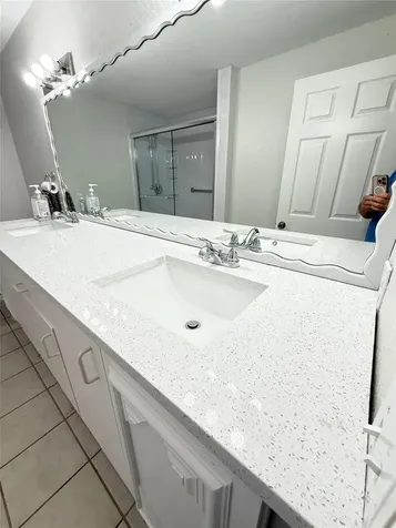 2901 Riverside Drive Coral Springs FL 33065