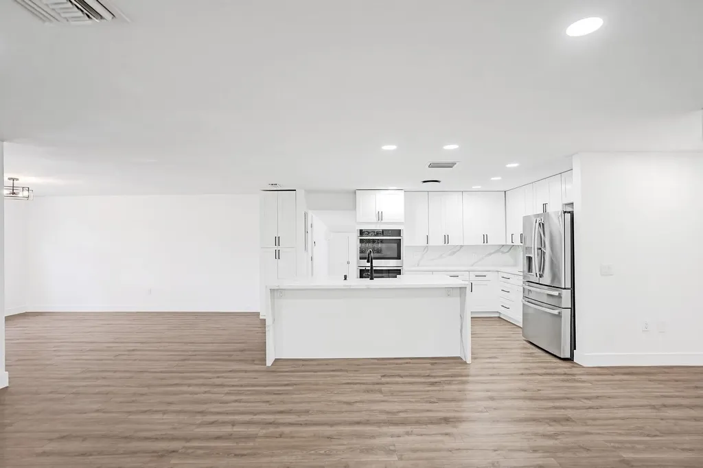 216 Bayberry Drive Plantation FL 33317