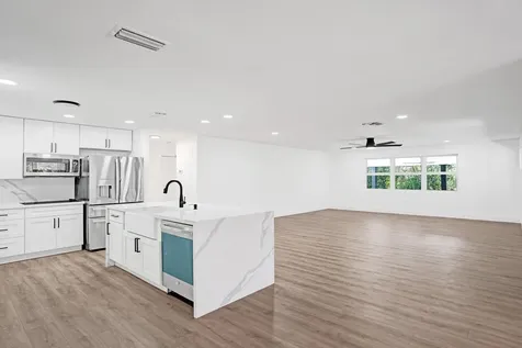 216 Bayberry Drive Plantation FL 33317