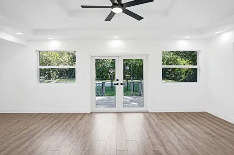 216 Bayberry Drive Plantation FL 33317