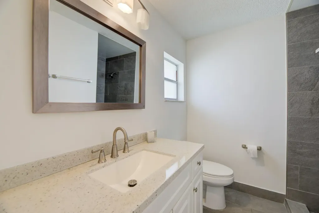 1530 NW 87th Lane Plantation FL 33322