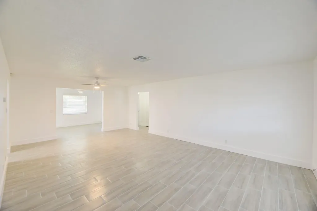 1530 NW 87th Lane Plantation FL 33322
