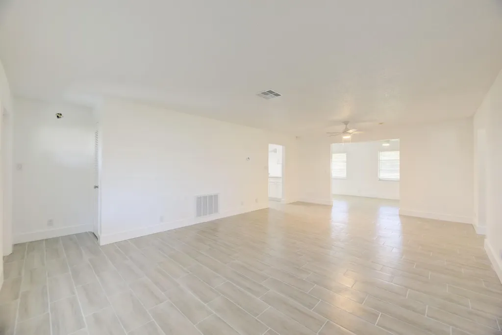 1530 NW 87th Lane Plantation FL 33322