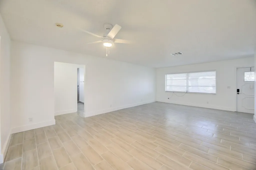 1530 NW 87th Lane Plantation FL 33322