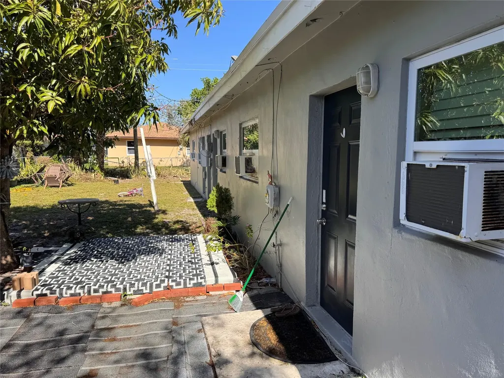 Pompano Beach FL 33069