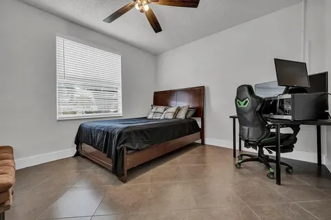 19667 Delaware Circle Boca Raton FL 33434