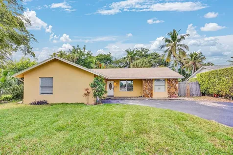 19667 Delaware Circle Boca Raton FL 33434