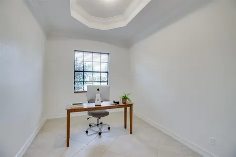 4985 55th Street Vero Beach FL 32967